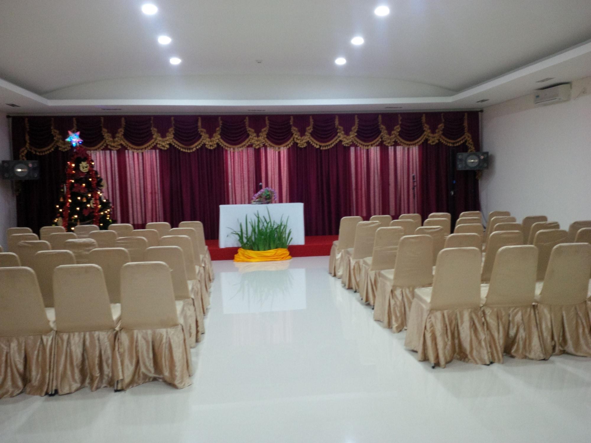 Miko 3* Makassar