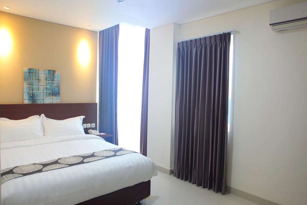 Miko 3* Makassar