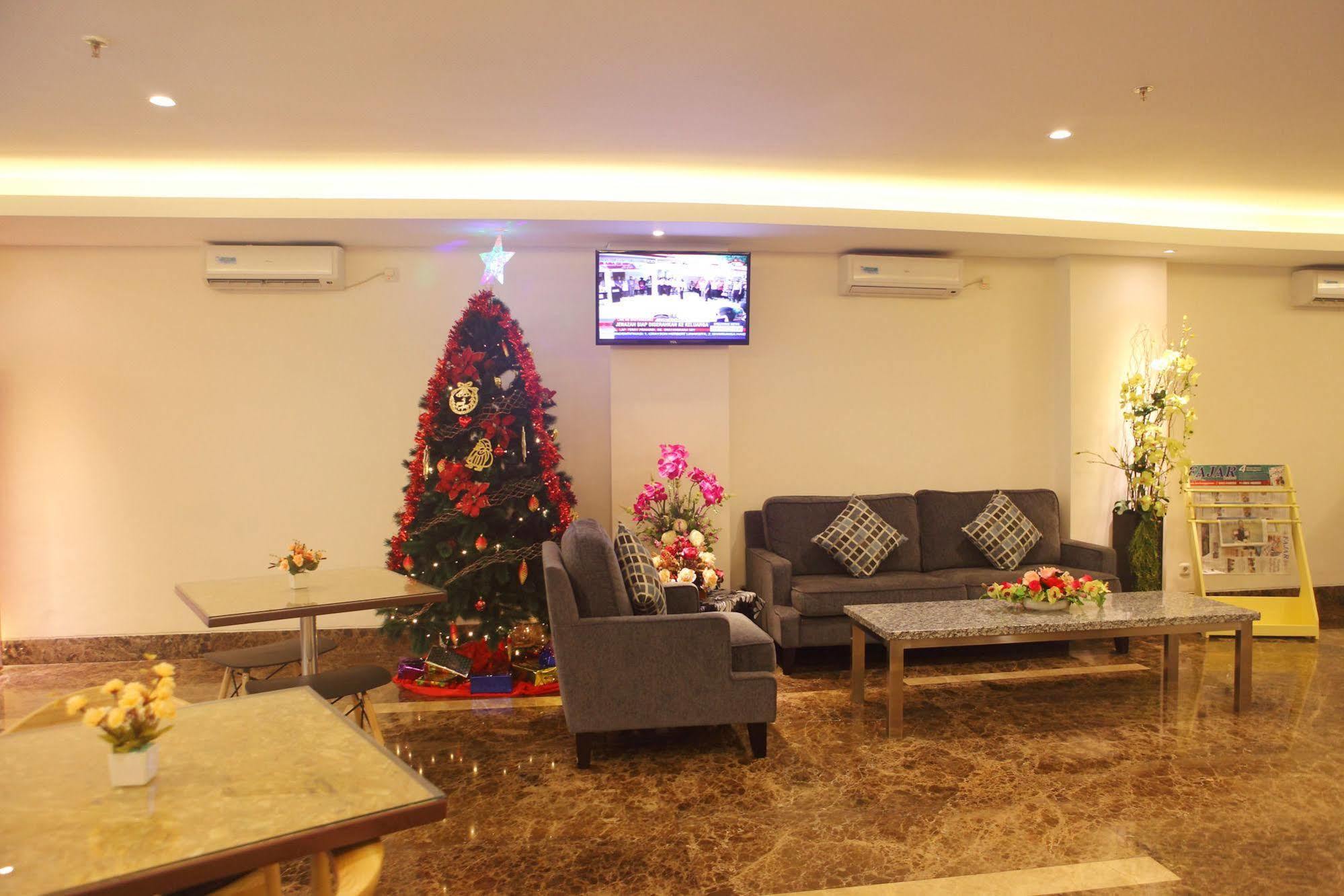 Miko 3* Makassar